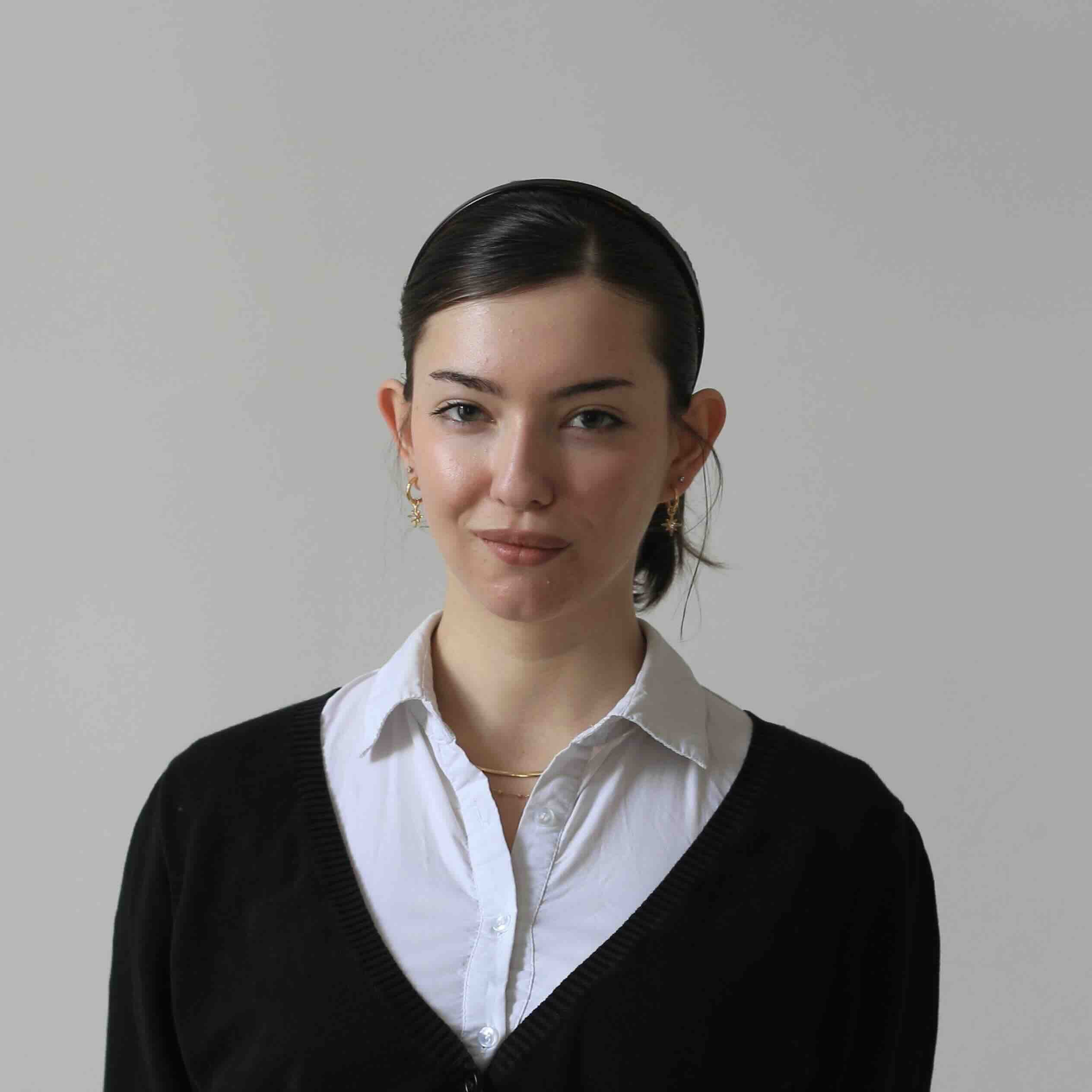 Volontariat “Digital Public History”: Alina Coskun stellt sich vor